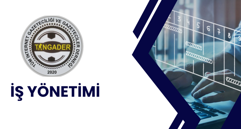 Navy And White Modern Project Management Presentation